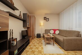 Apartment With Balcony for 2 by Renters