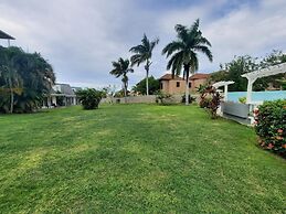 Alamanda Cottage at Serenity