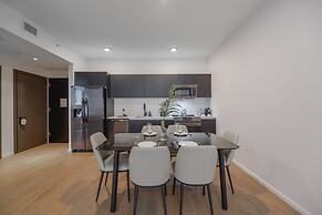 Bayside Charm Captivating Apartment