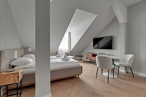 Retro Boutique Apartments by Dom & House