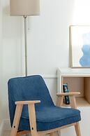 Bright Apartment Poznań by Renters