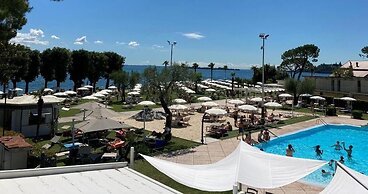 Hotel Atelier Gardone Riviera & Beach