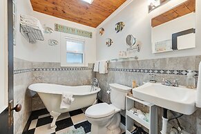 Pearl in Paradise by 3rd Coast Getaways