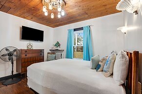 Pearl in Paradise by 3rd Coast Getaways