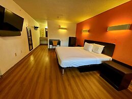 Super 8 by Wyndham Kannapolis