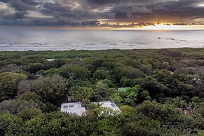 QUIN Surf Residence Nosara