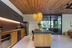 QUIN Surf Residence Nosara