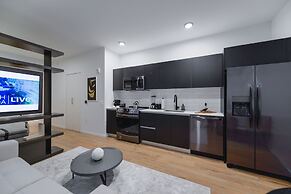 Exclusive Oasis Charming Studio Apt