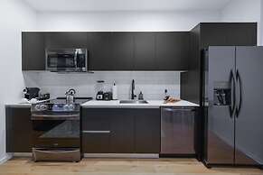 Exclusive Oasis Charming Studio Apt