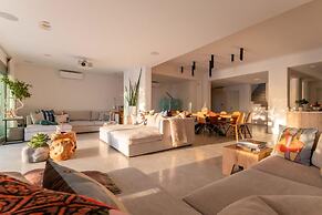 Lovely 6-bed Villa in Mykonos Fleur de Sel