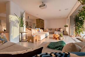 Lovely 6-bed Villa in Mykonos Fleur de Sel