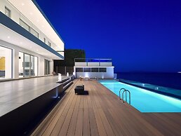 Remarkable 6-bed Villa in Rodia - Villa Epavli