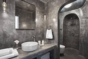 Immaculate 5-bed With Pool - Villa Eros Sea