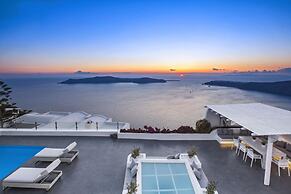 Immaculate 5-bed With Pool - Villa Eros Sea