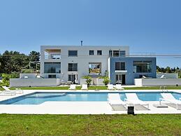 Lovely 8-bed Villa in Ano Korakiana - Villa K&K