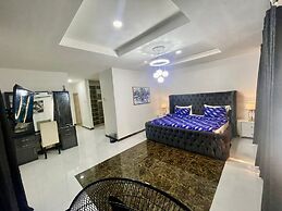 Luxury 3bedroom duplex