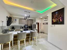 Luxury 3bedroom duplex