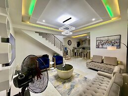 Luxury 3bedroom duplex