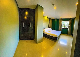 The Pacific Coast Suites