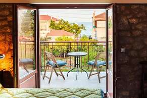 Immaculate 2-bed House in Limenaria