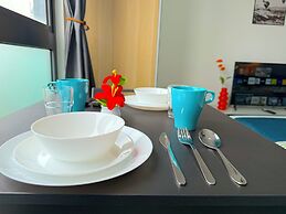 Neu Suites By Serenity Vacation Homes