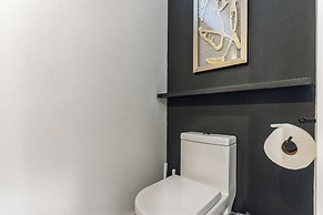 Chic Austin Getaway Brand New w/ Rooftop Patio!