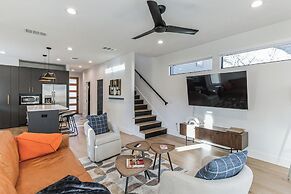 Chic Austin Getaway Brand New w/ Rooftop Patio!