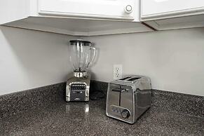 Gulf View Getaway at Crystal Villas