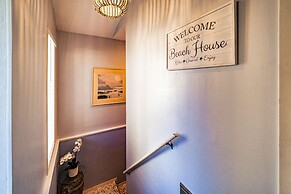 Buoyant Place Hang Out 2 Private Studio Homes!