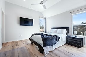 Trendy 3 Bedroom in South Austin!