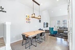 Trendy 3 Bedroom in South Austin!