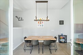 Trendy 3 Bedroom in South Austin!