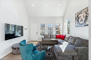 Trendy 3 Bedroom in South Austin!