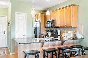 Sunset Daydream Elegant Condo on Table Rock!