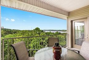 Sunset Daydream Elegant Condo on Table Rock!