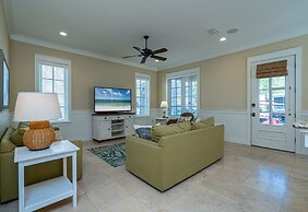 Sandestin Bungalo 38: Beach, Golf, & Fun!
