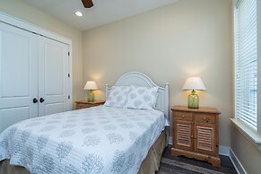 Sandestin Bungalo 38: Beach, Golf, & Fun!