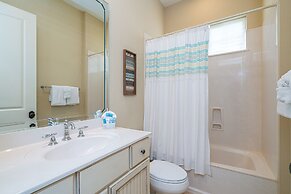 Sandestin Bungalo 38: Beach, Golf, & Fun!