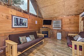 Mariettas Dream 2br in Mountains w/ Hot Tub!