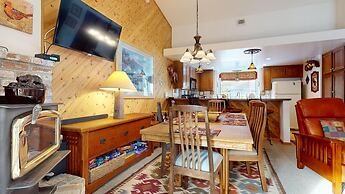 Serene Sierra Sanctuary - Experience Mammoth Magic