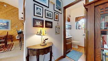 Serene Sierra Sanctuary - Experience Mammoth Magic