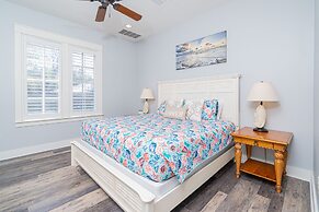 Sandestin Bungalo 45: Golf Cart, Pool, & More!