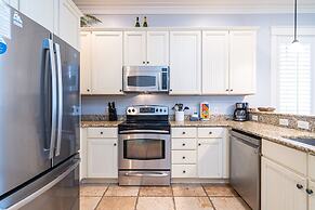 Sandestin Bungalo 45: Golf Cart, Pool, & More!