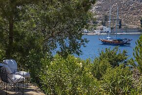 Emporio A Captivating 6-bed Villa in Nimborio