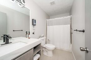 Arkstone Retreat 1 - 4 minutes from the Ark!