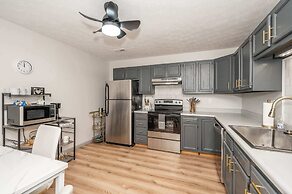 Arkstone Retreat 1 - 4 minutes from the Ark!