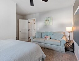 Muletown Haven Stunning Downtown Escape!