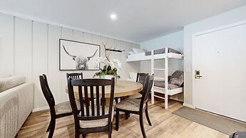 Emerson Escape Incredible Moments at Mammoth!