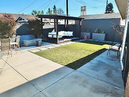 Bellflower Breeze Charming 3 BDR in Long Beach!