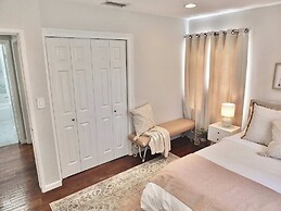 Bellflower Breeze Charming 3 BDR in Long Beach!